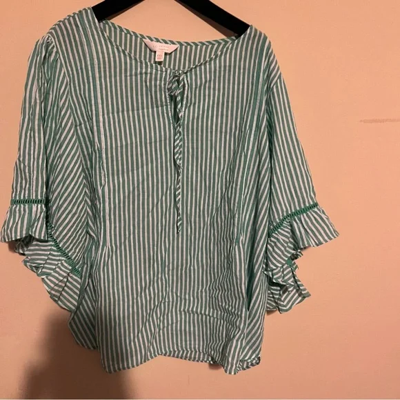 LC Lauren Conrad Plus Size Seersucker Flounce Blouse - Picture 6 of 11